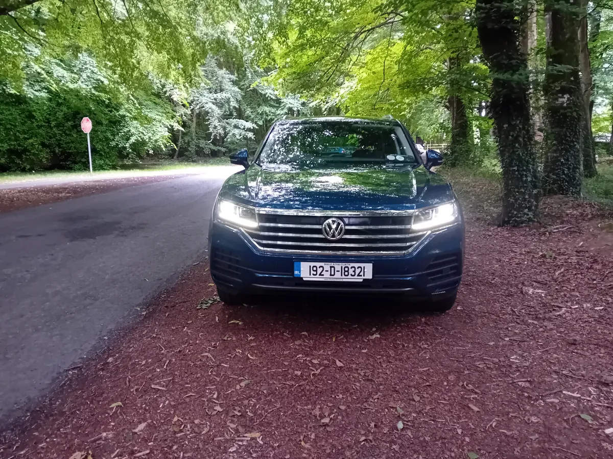 192 V.W TOUREG, 3.0 TDI V6 AUTO 4MOTION  COMMERCIA - Image 2