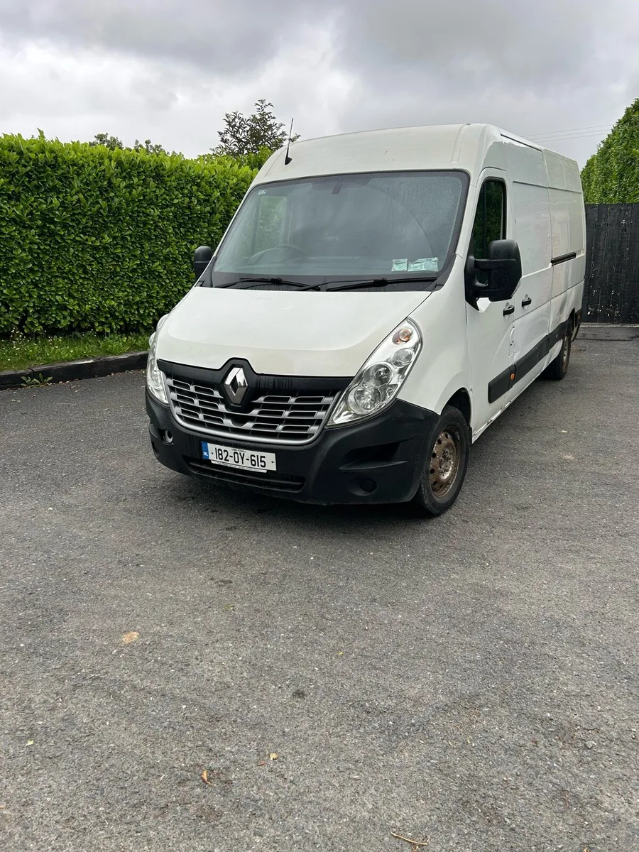 Renault - Image 2