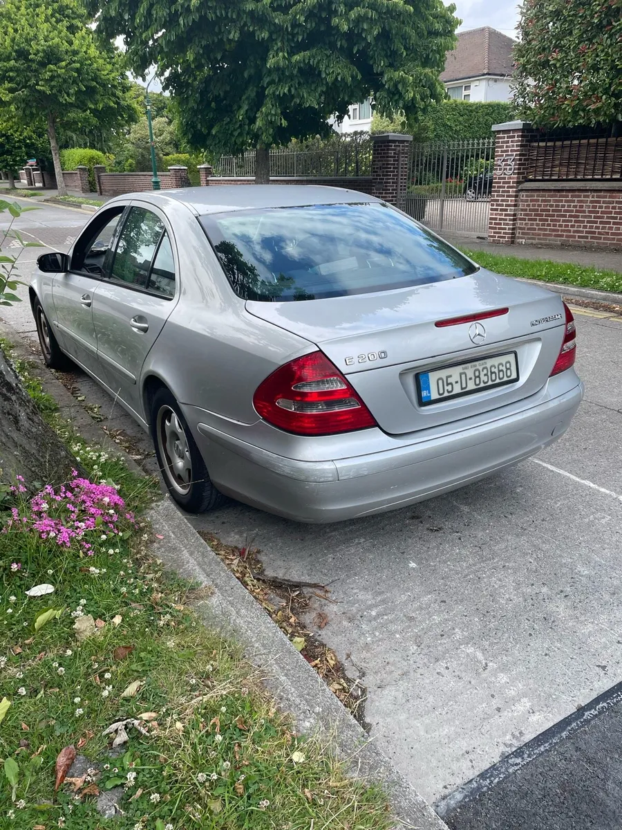 Mercedes Kompressor E200 (Silver) - Image 3