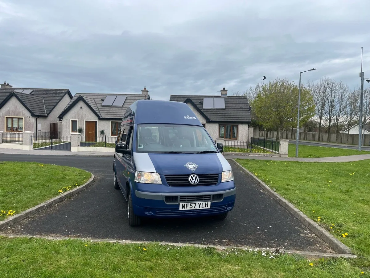 Volkswagen transporter Camper Van - Image 4