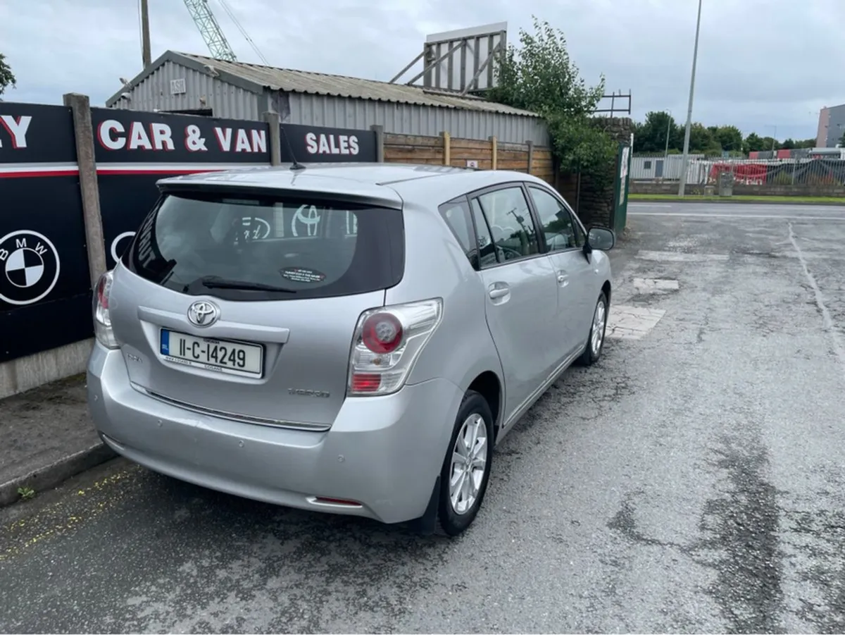 Toyota Verso TR D-4d 5DR 2.0 - Image 4