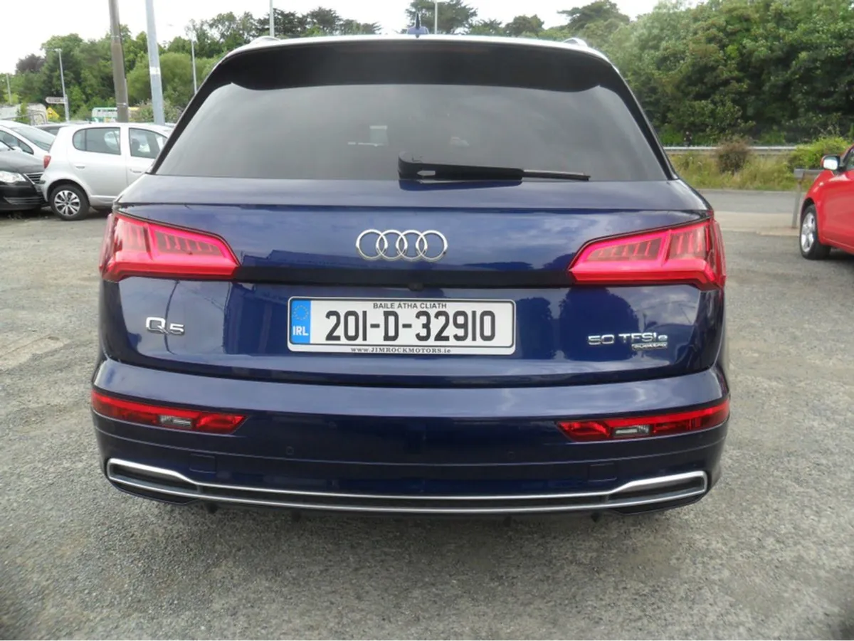 Audi Q5 S-line Quattro 2.0 Tfsi Hybrid - Image 4