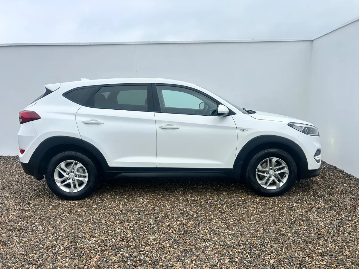 Hyundai Tucson 1.7 Diesel 2016 *Mint* - Image 3