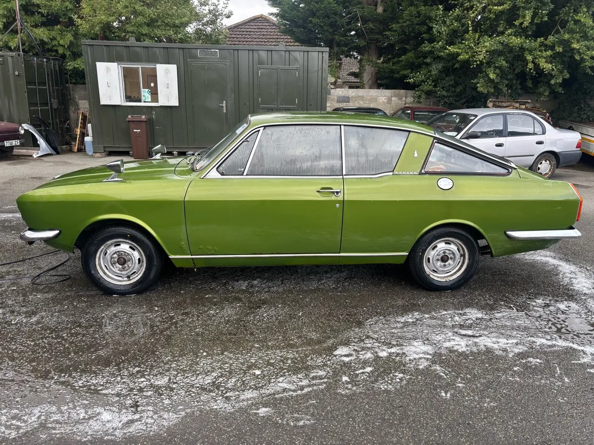 Sunbeam Alpine,1973, 1725 cc manual 4speed. - Image 4