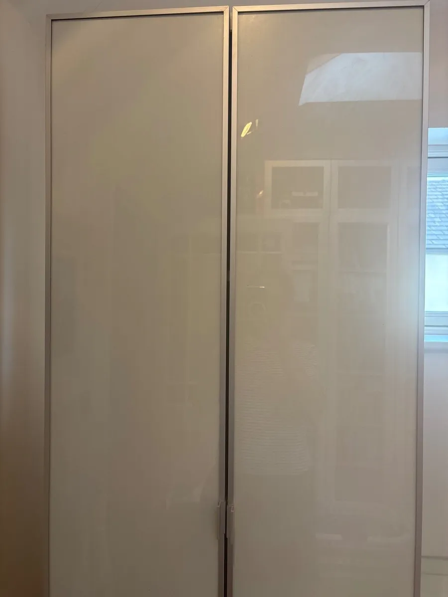 Shelving unit/ Cupboard - Image 2
