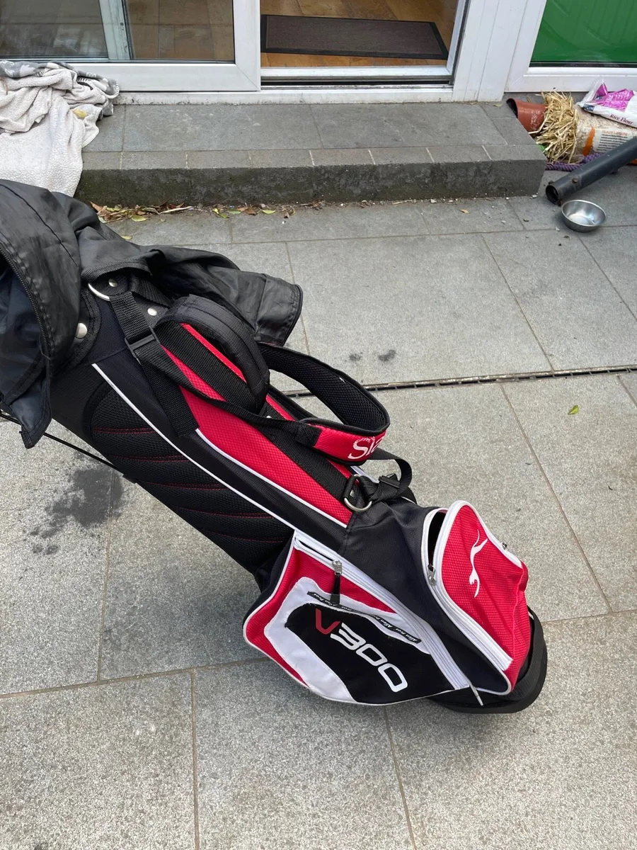 Golf clubs and bag - Image 2