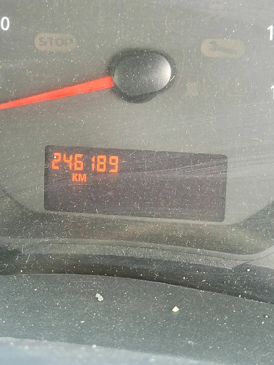 Renault Kangoo 2015 - Image 1