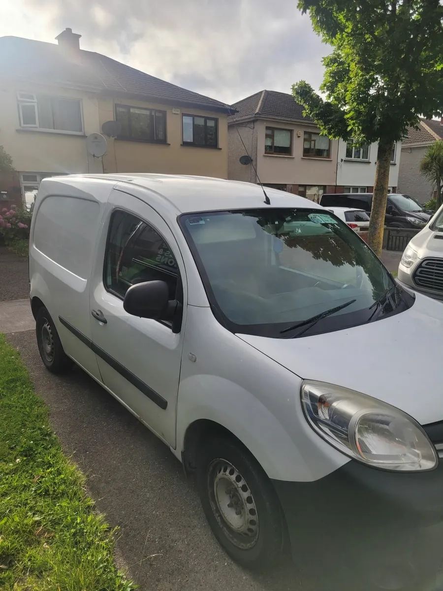 Renault Kangoo 2015 - Image 2