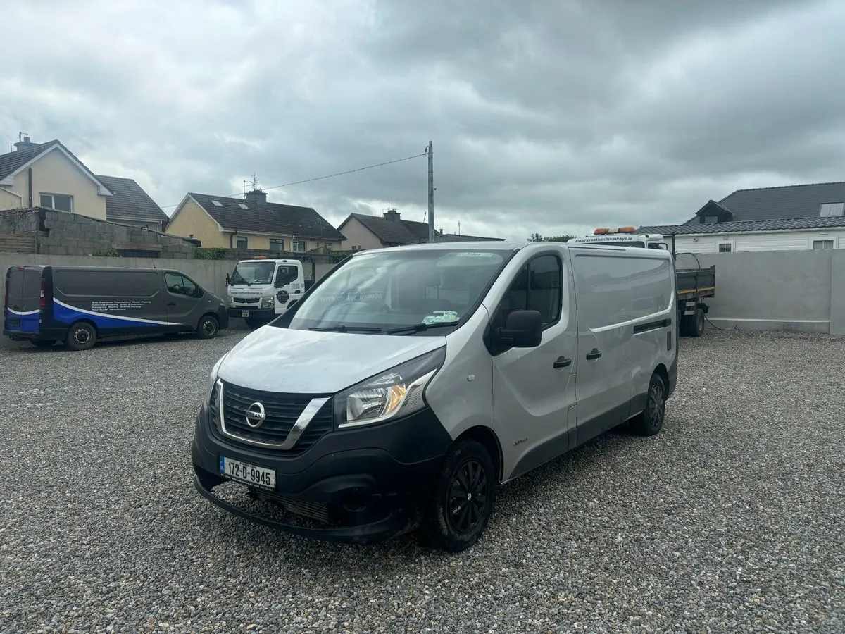 172 nissan nv300 €2950 - Image 1
