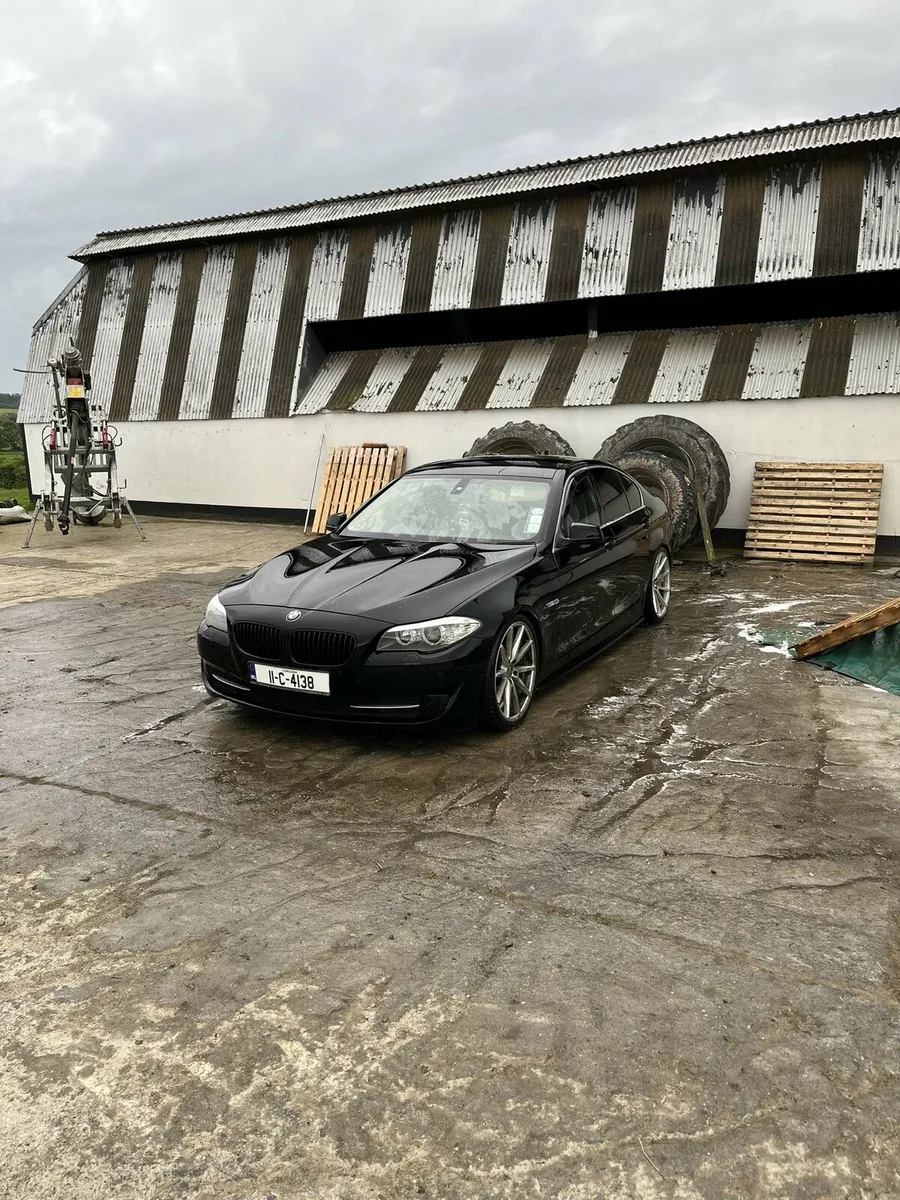 BMW 520d - Image 2