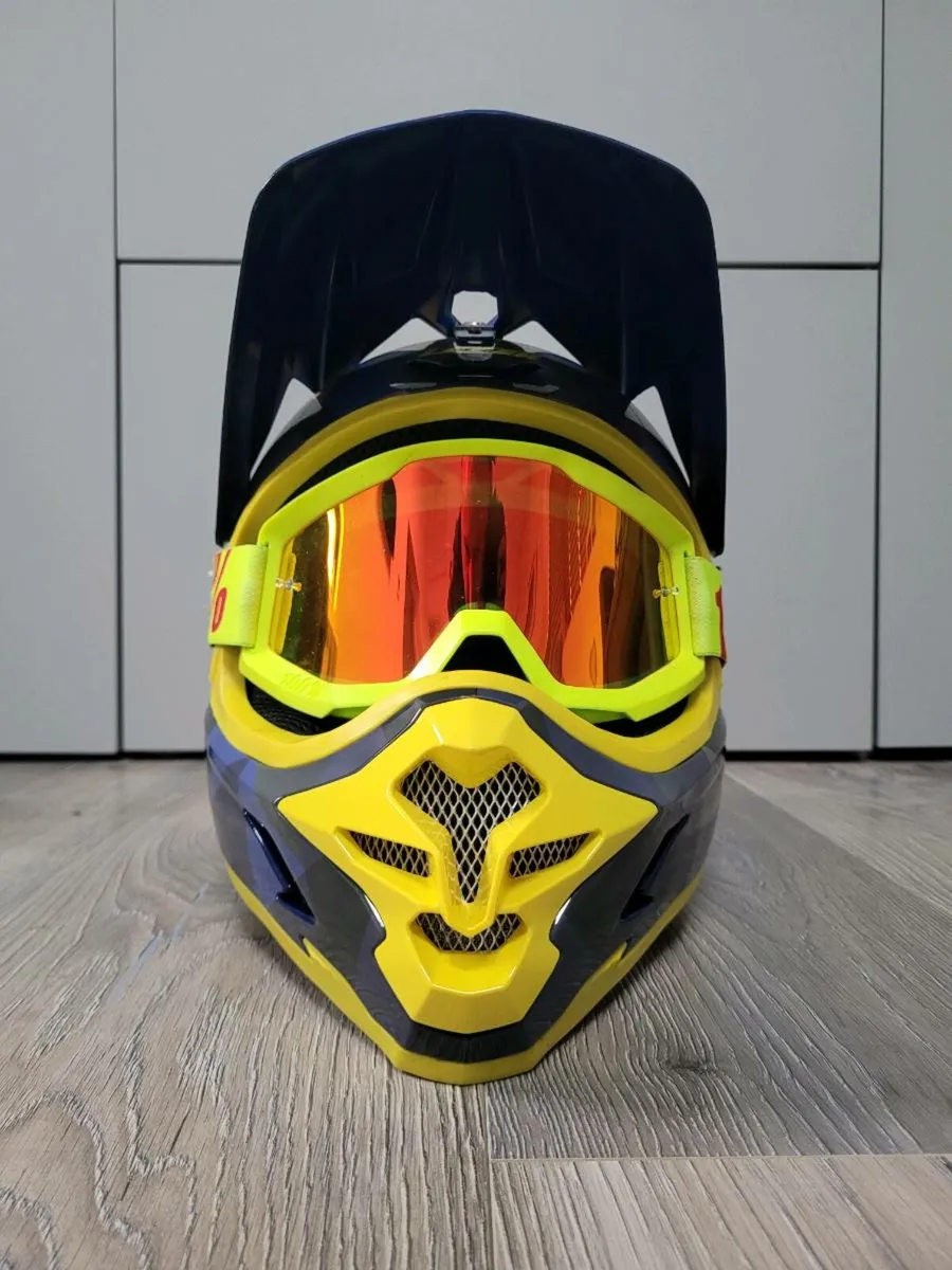 Lazer MTB Helmet - Image 3