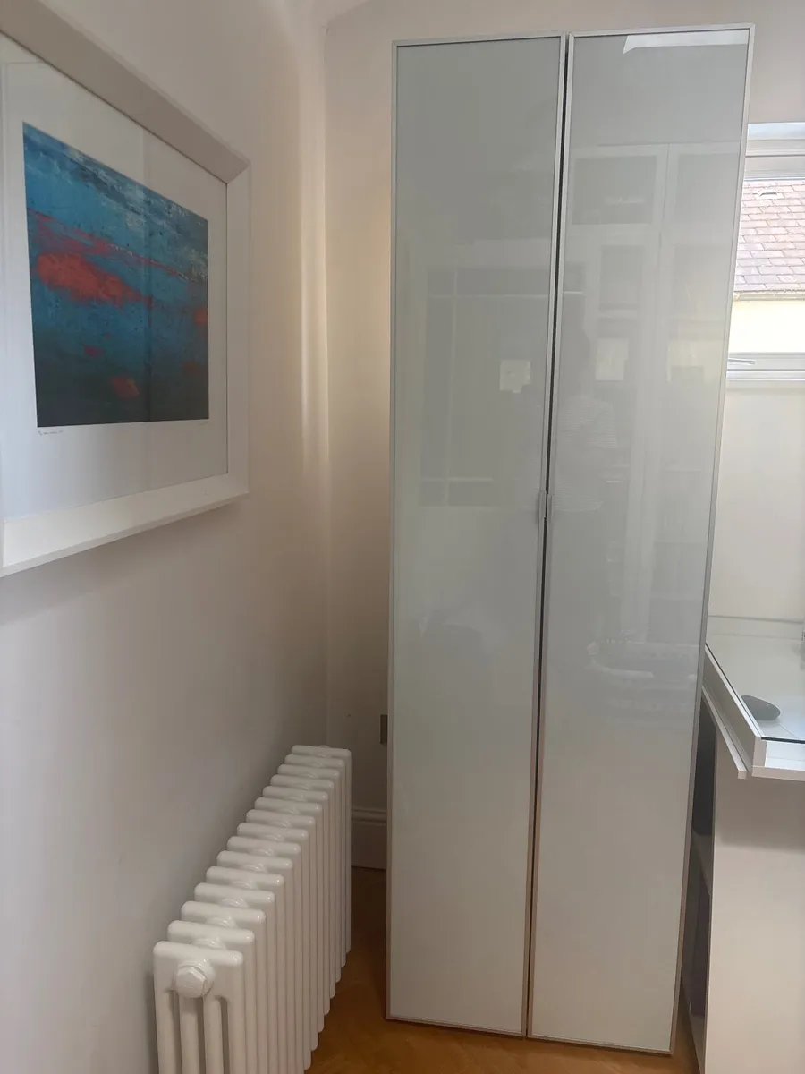 Shelving unit/ Cupboard - Image 1
