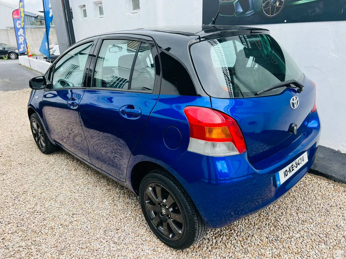 2010 Toyota Yaris 1.0 Vvti Luna - Image 3