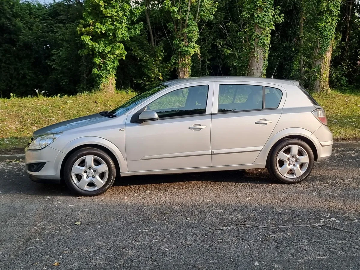 2008 Opel Astra 1.4 Exclusiv 5dr, New NCT !!! - Image 4