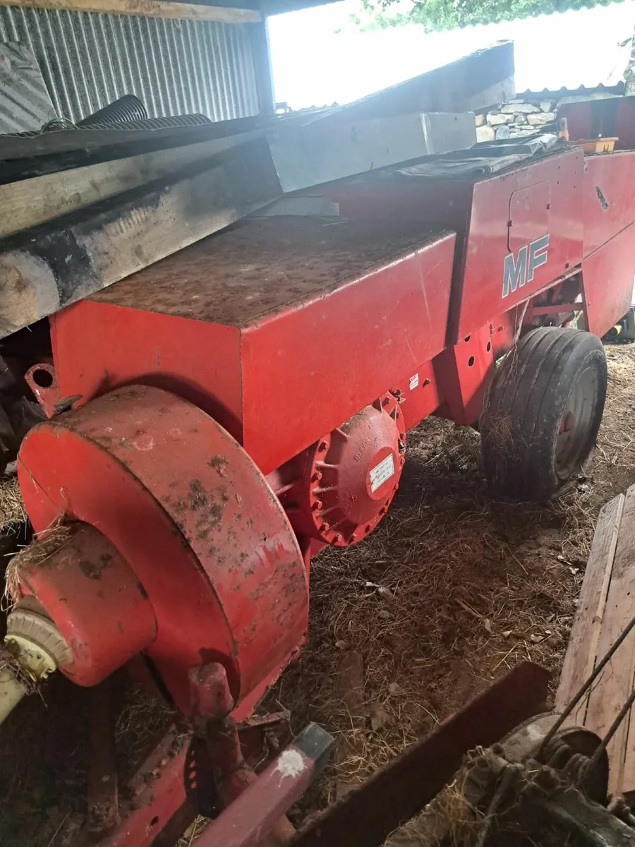 Massey Fergus on 228 square bailer - Image 1