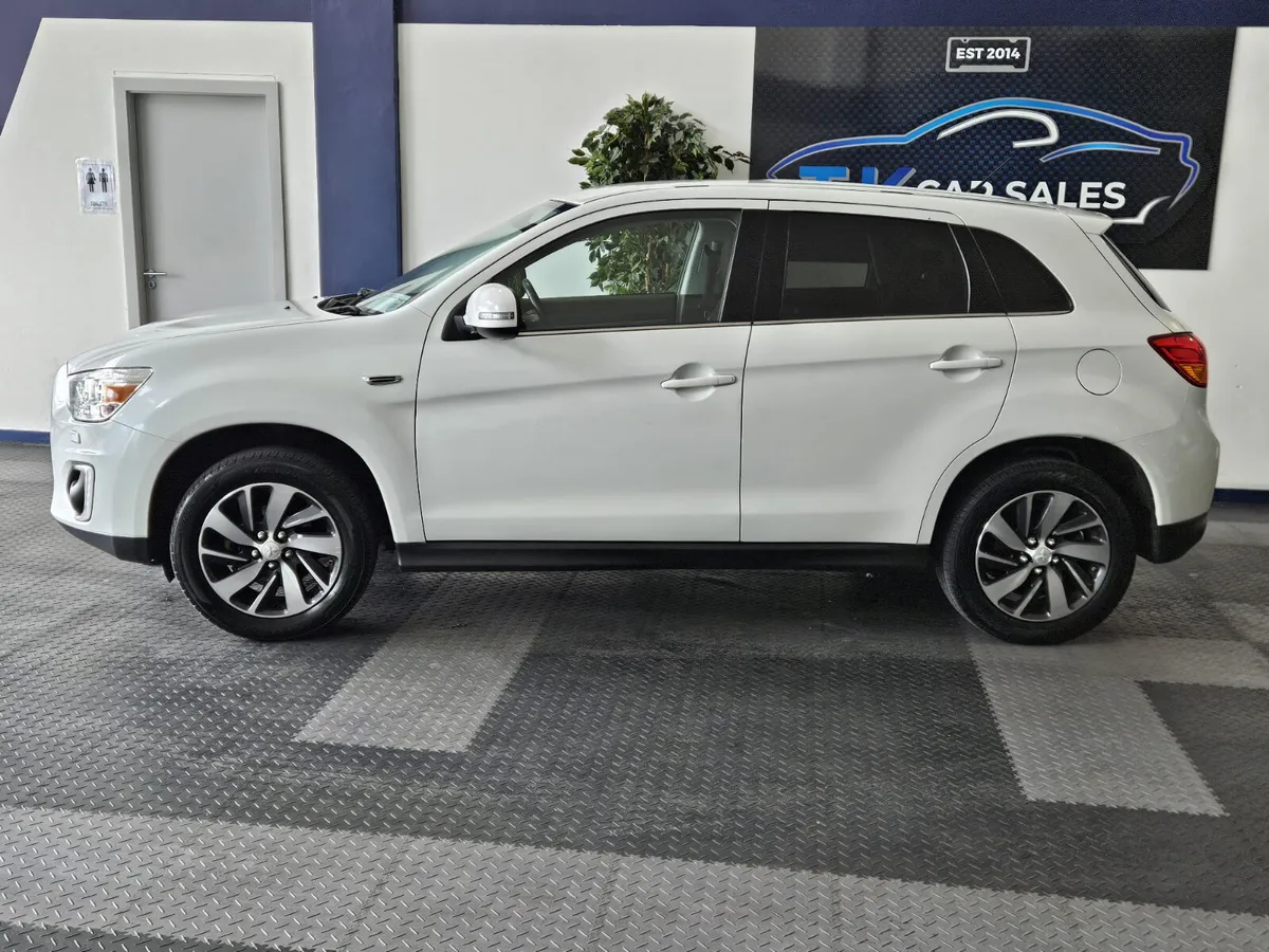 15 MITSUBISHI ASX PETROL - Image 4