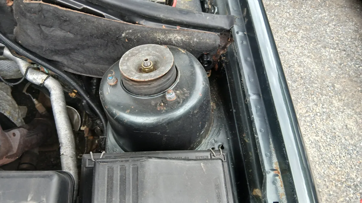 FORD GRANADA SCORPIO 2.0 PETROL TWIN CAM - Image 4