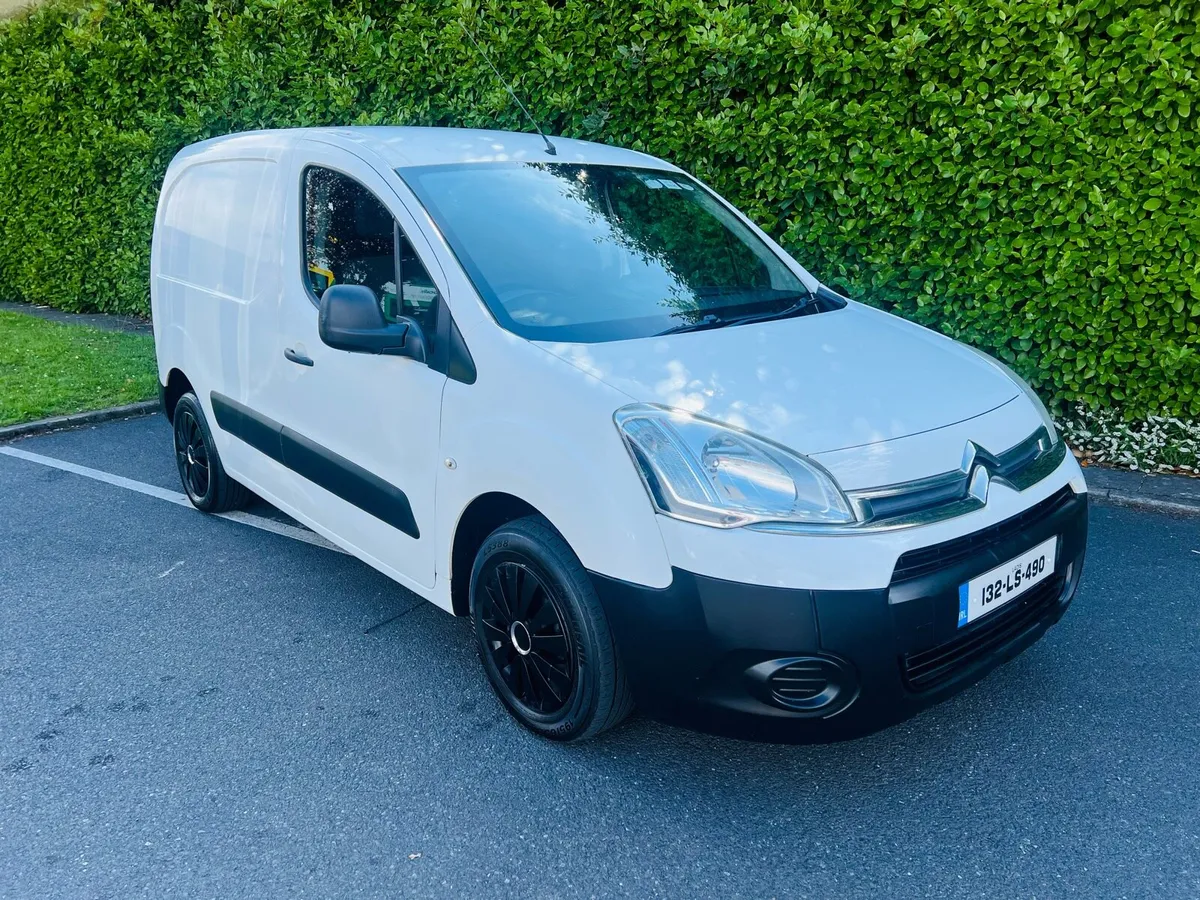 2013 Citroen Berlingo 1.6 hdi 3 seater - Image 1