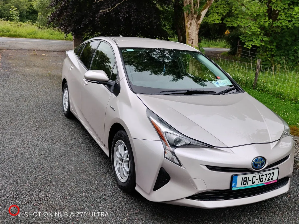 Toyota Prius 2018 - Image 1