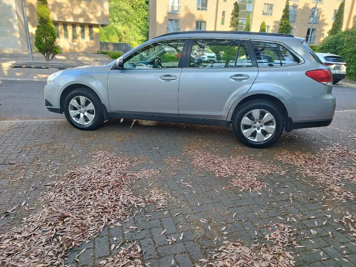 12 Subaru Outback 2.0TD SE New NCT 01/26 - Image 4