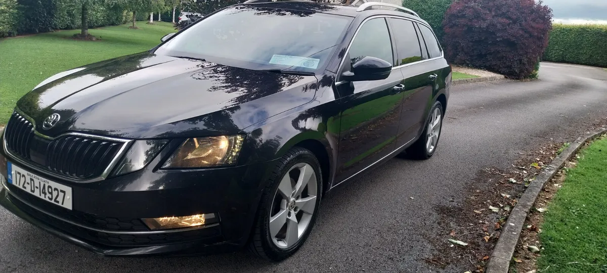 2017 Skoda Octavia 1.6Tdi 115BHP Style Combi - Image 3