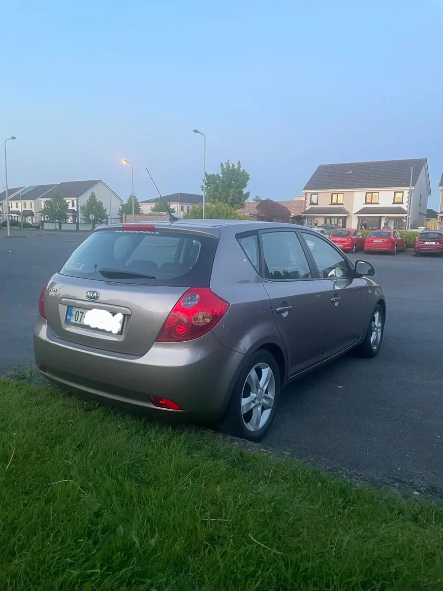 2007 KIA CEED 1.4 PETROL - Image 4