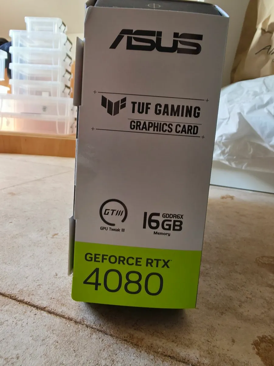 Asus rtx 4080 TUF graphics card - Image 3