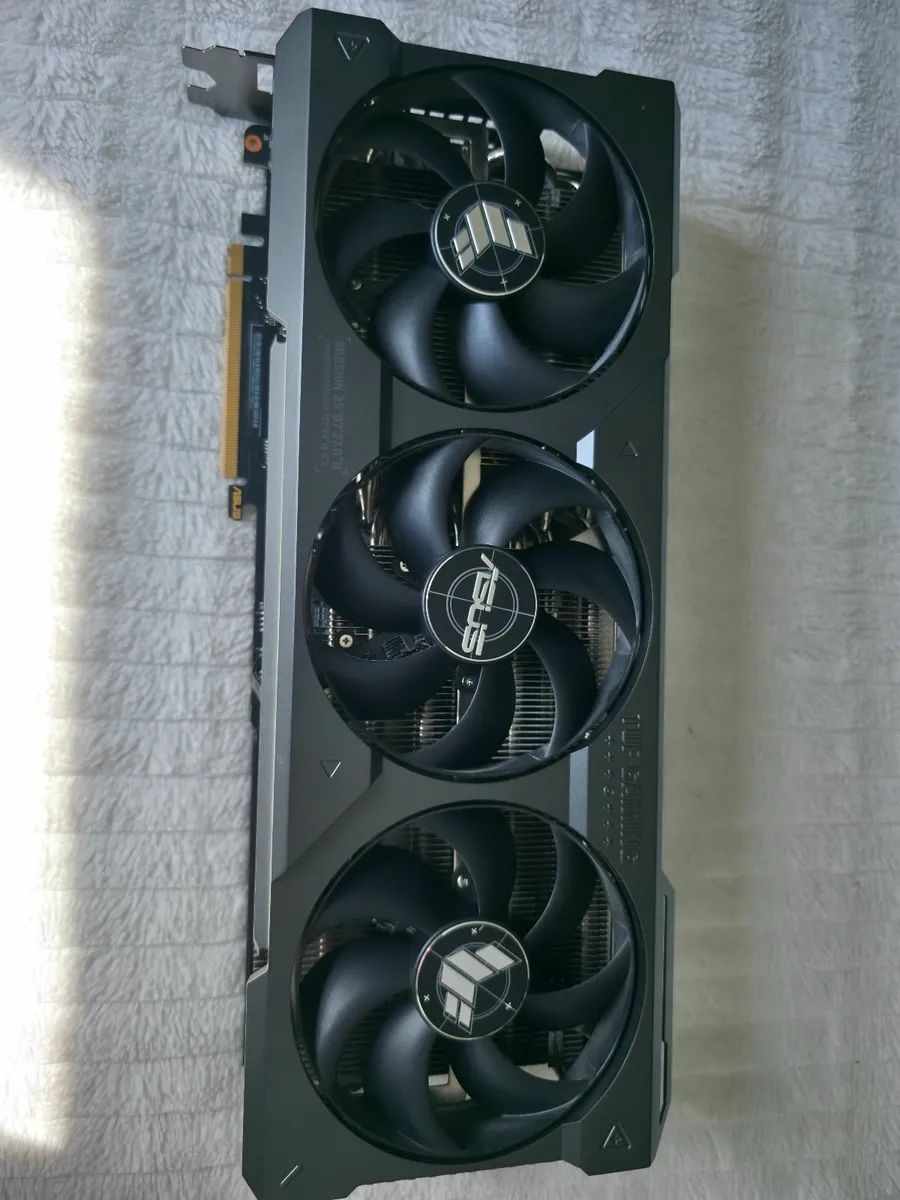 Asus rtx 4080 TUF graphics card - Image 4