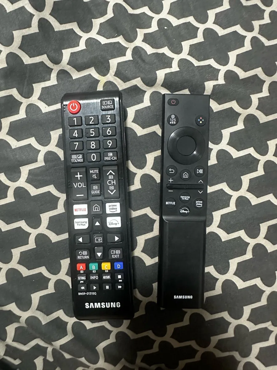 Samsung 50” 4K UHD Smart TV- Still under warranty - Image 4