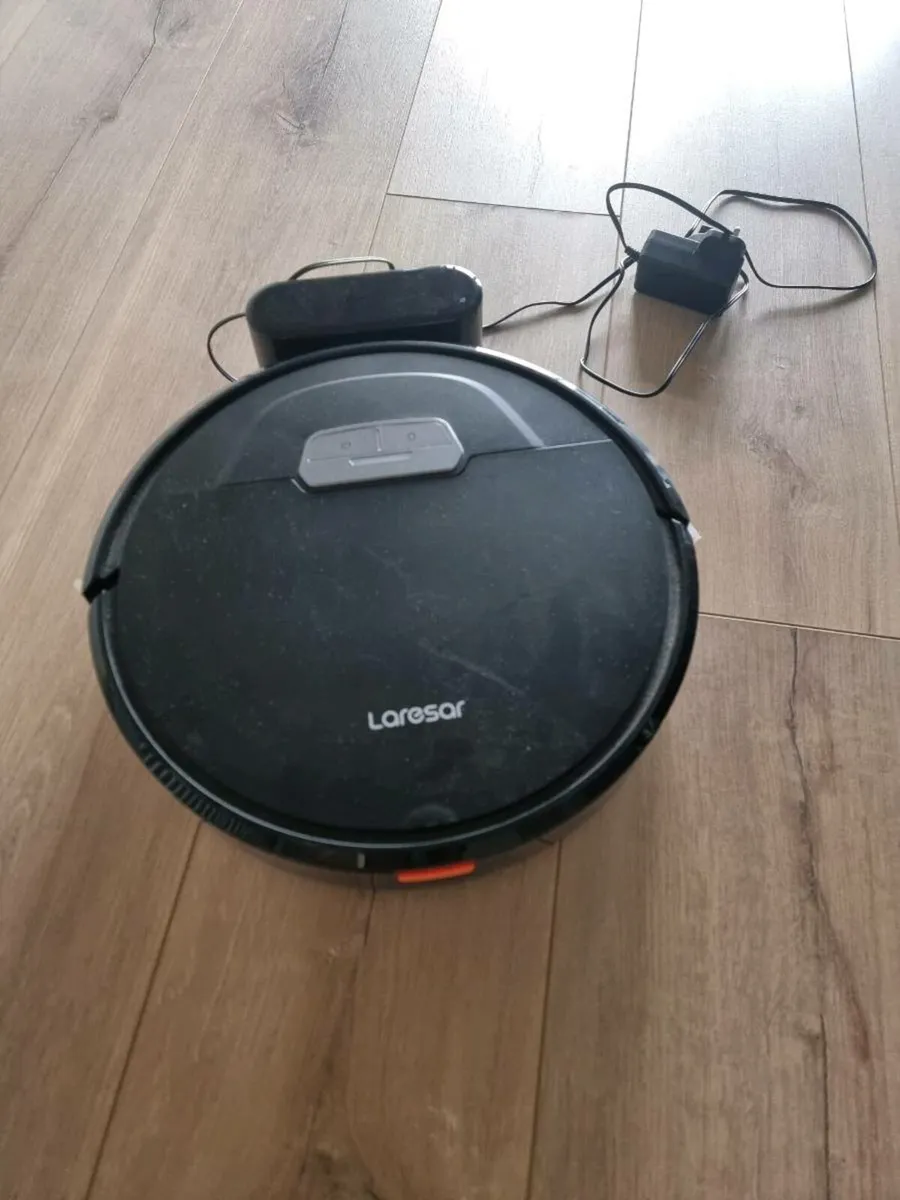 Robot vacuum