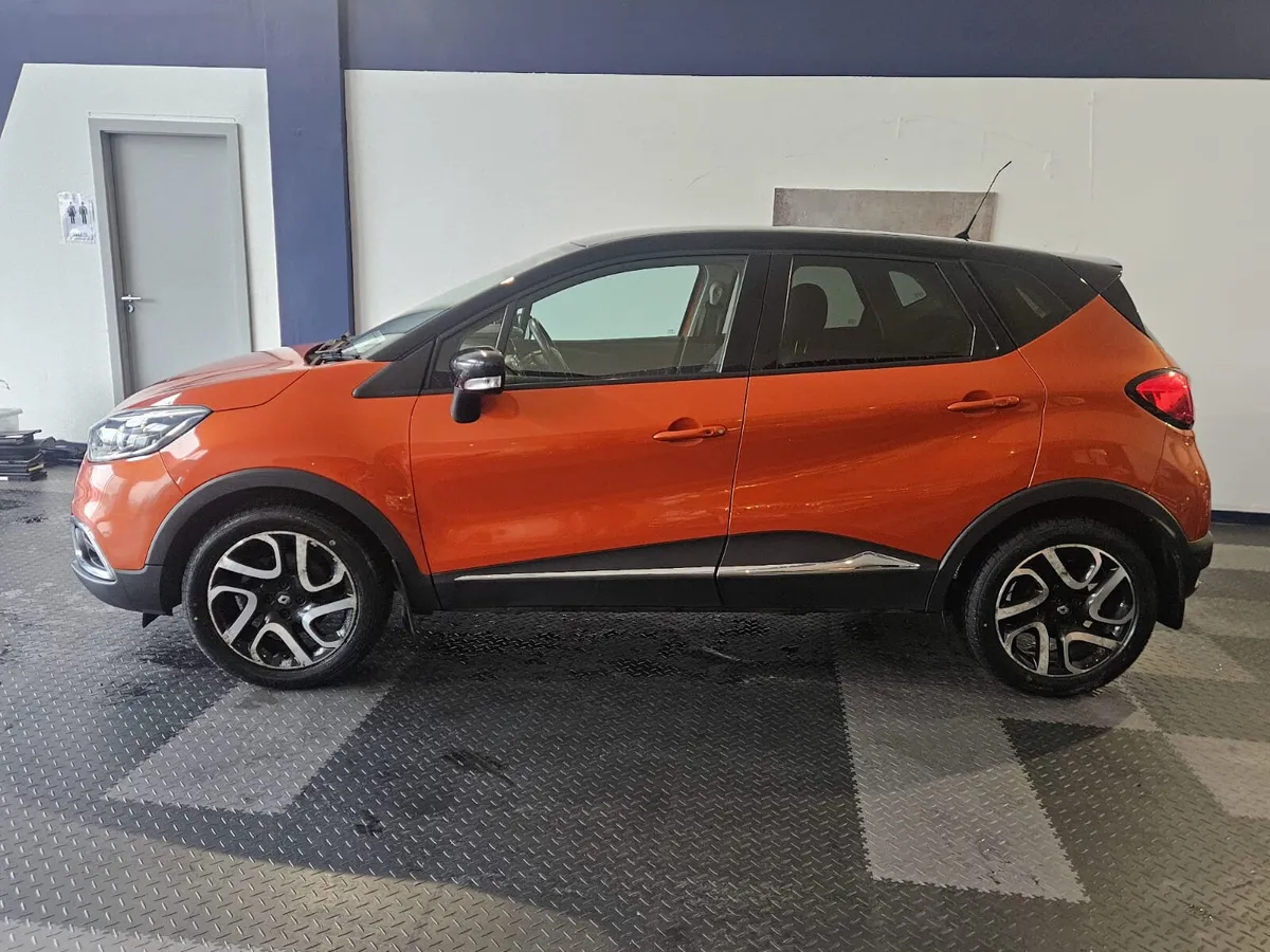 15 RENAULT CAPTUR INTENSE EDITION - Image 4