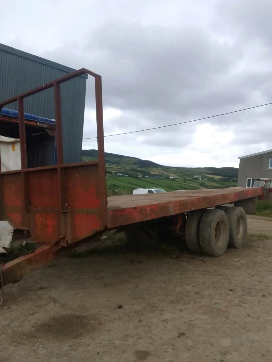 Trailer - Image 1