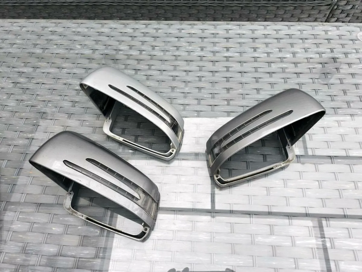 Mercedes benz side mirror covers + led indicators - Image 2