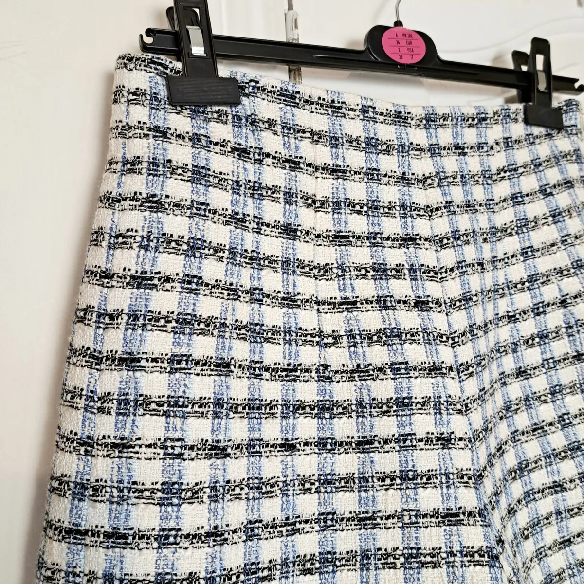 Zara Tweed Shorts Black & Blue Hight Waist Size M - Image 3