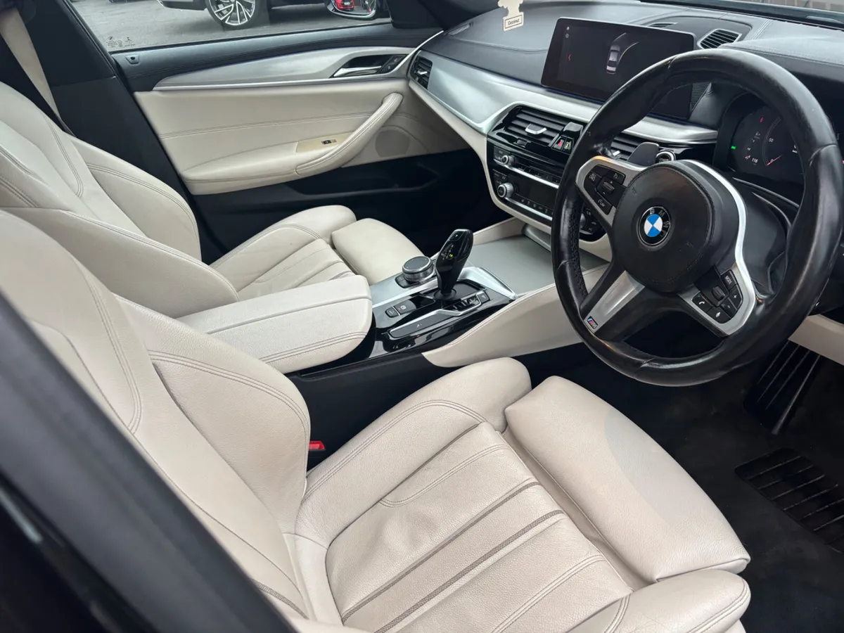 BMW 5-Series 2019 M-Sport - Image 3