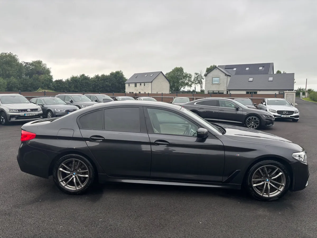 BMW 5-Series 2019 M-Sport - Image 4