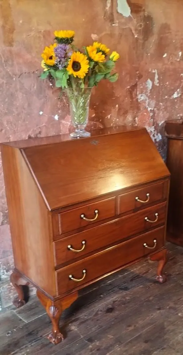 Georgian style mahogany Writing Bureau - Image 3