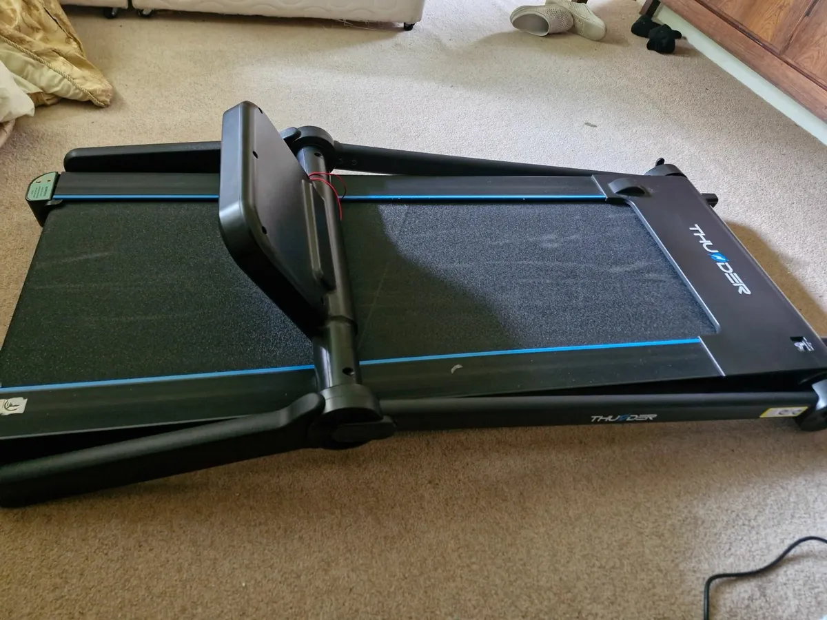 Treadmill - Image 4