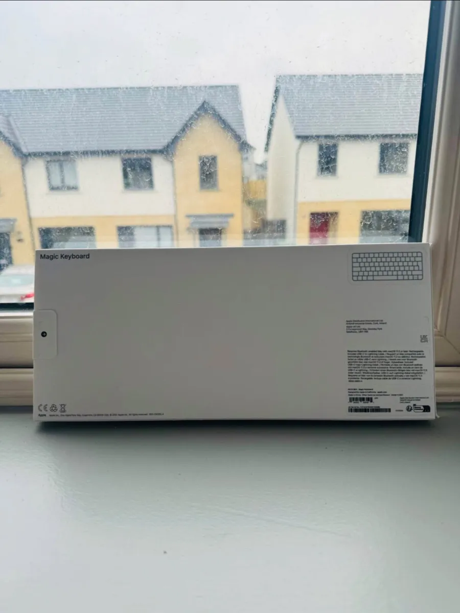 Apple Magic Keyboard - Image 2