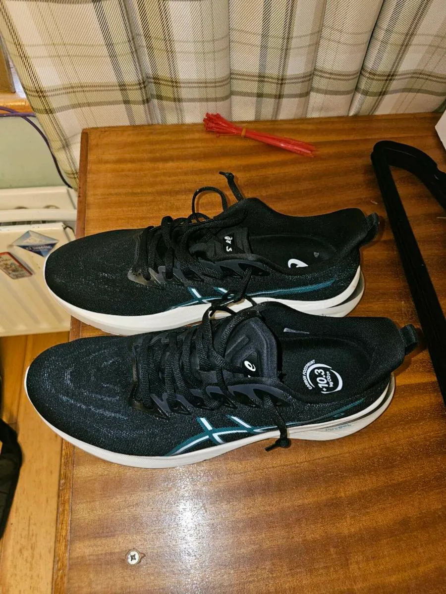 Asics runners - Image 2