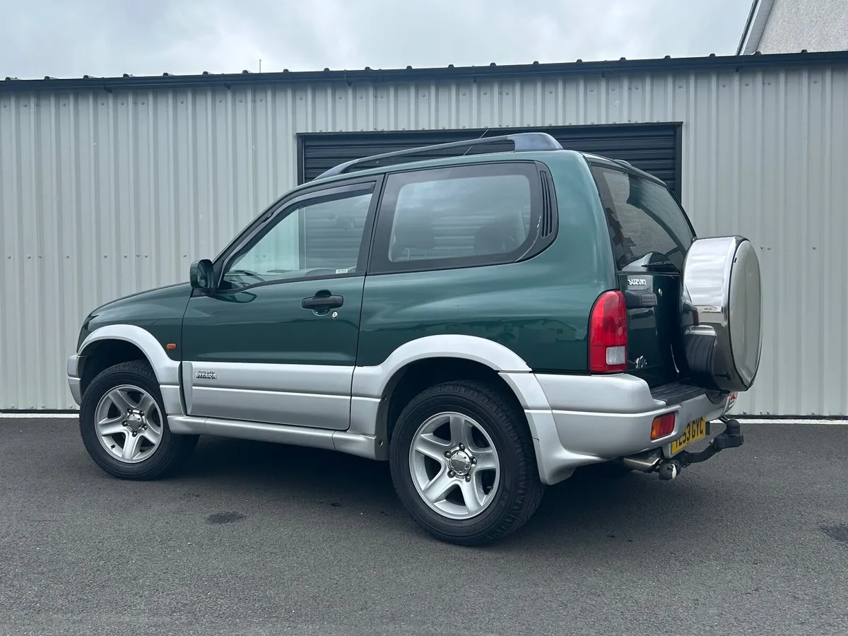Suzuki Grand Vitara 2004 - Image 2