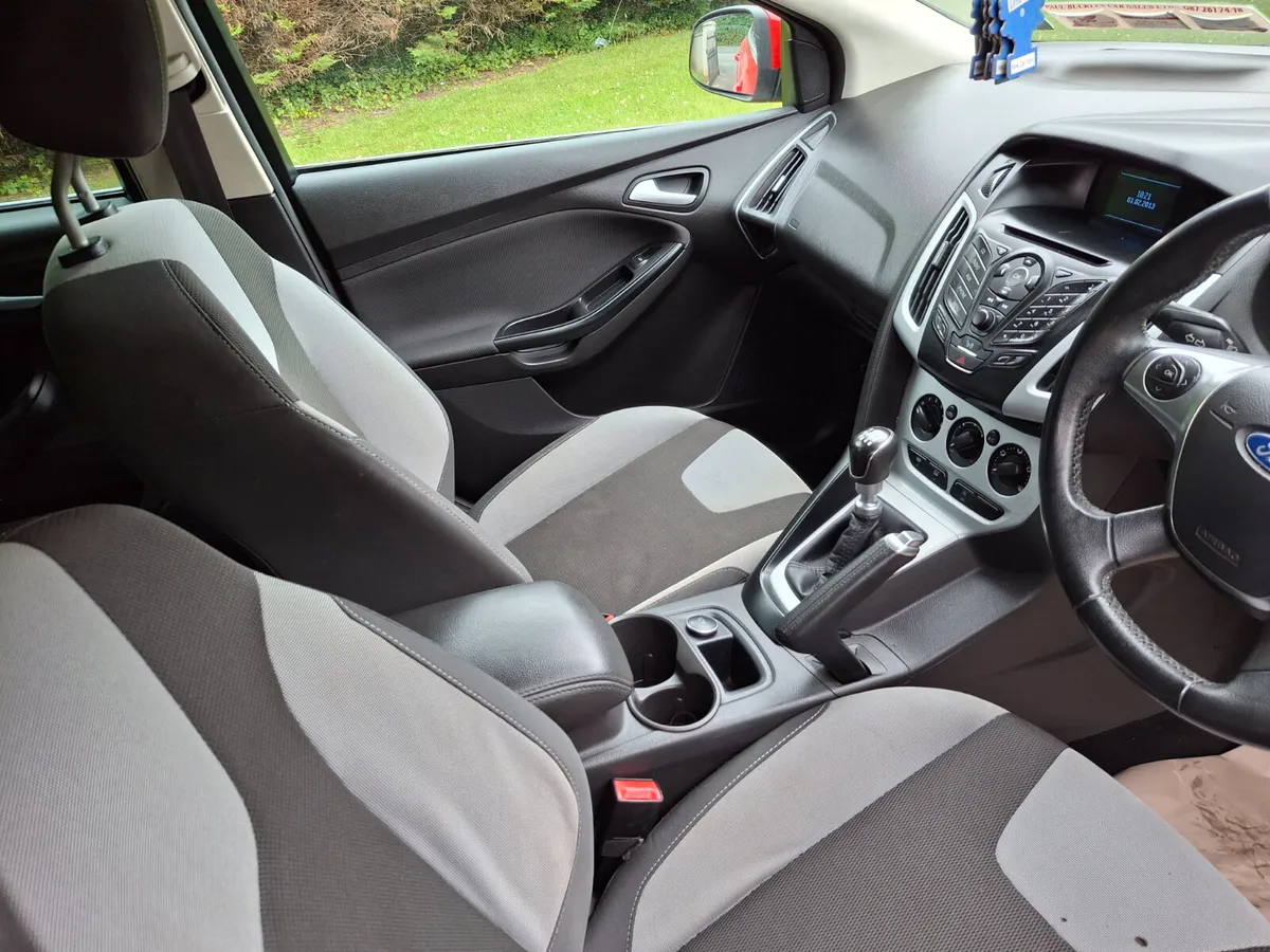 Ford Focus 2013 - Image 4