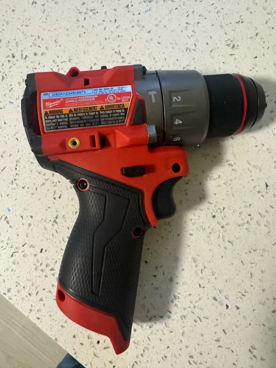 Milwaukee m12 fuel hammer drill - Image 3