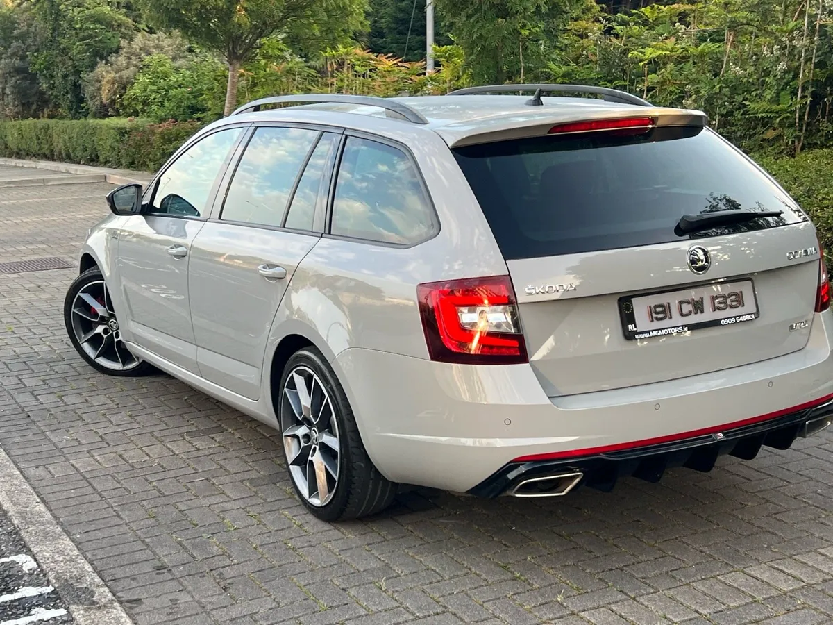 191 SKODA OCTAVIA VRS 184 BHP AUTOMATIC - Image 4
