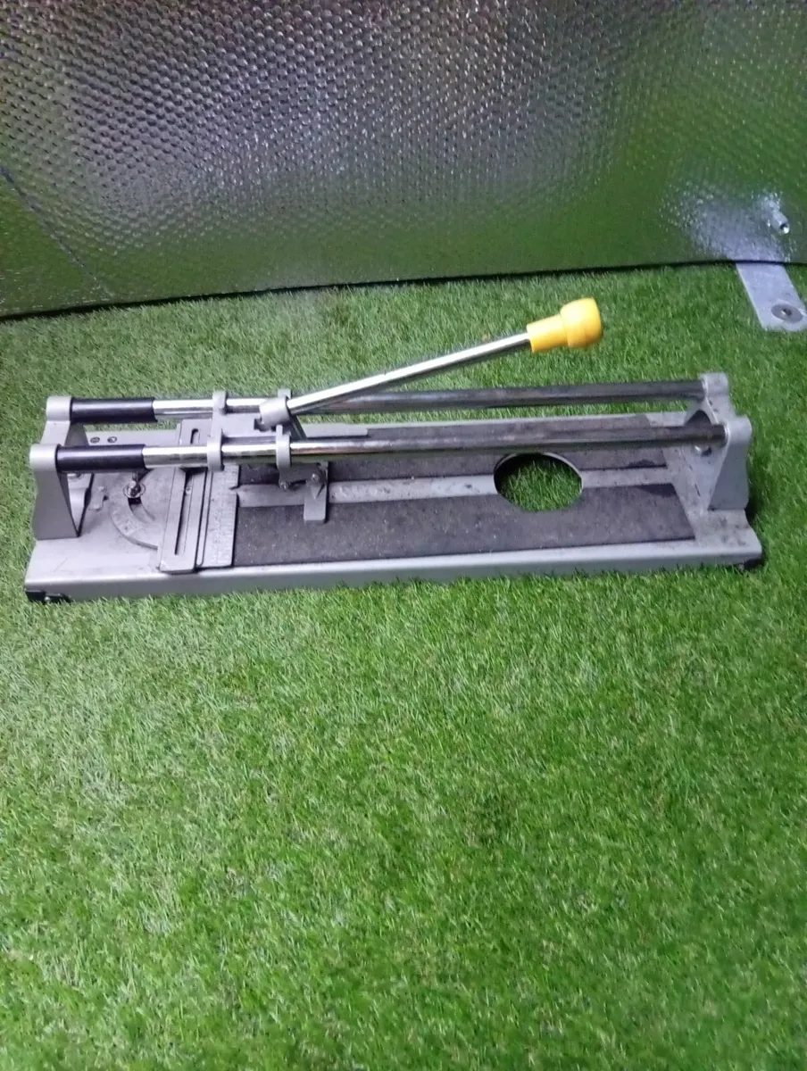 Tiles cutter Germany - Image 3