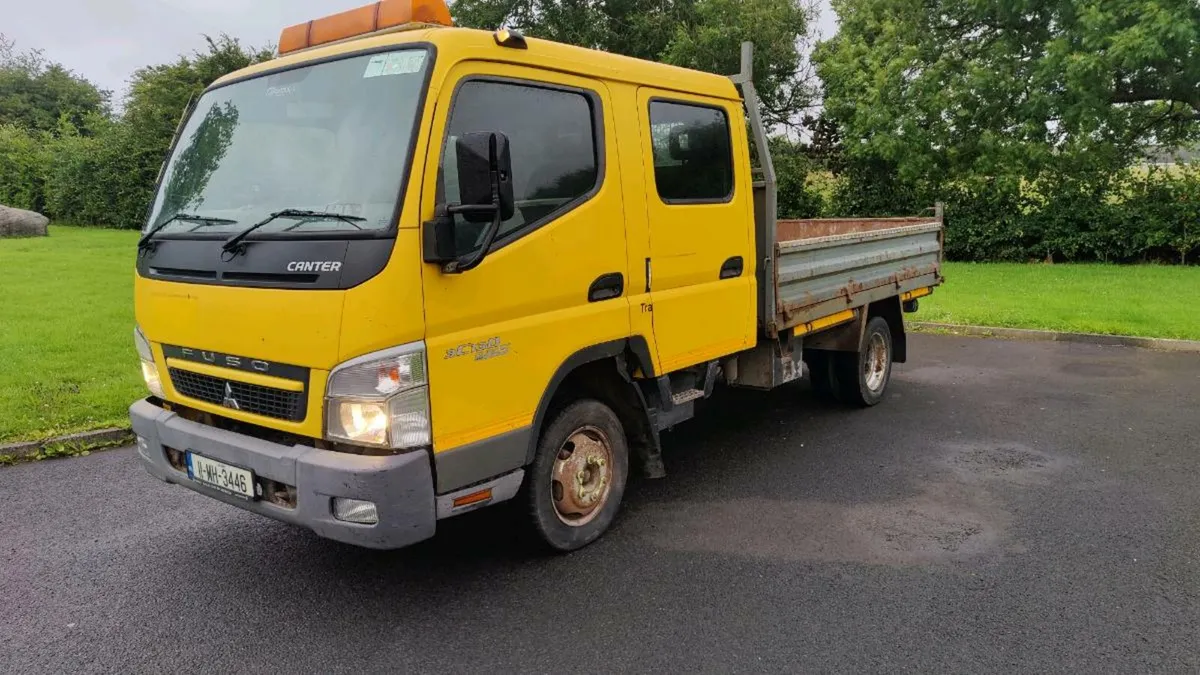 2011 Mitsubishi Canter Crew Tipper 3.5 Ton - Image 2