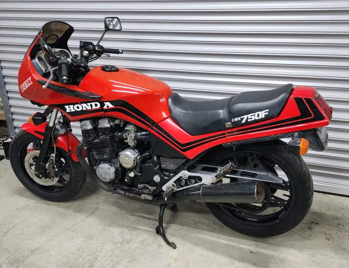 1986 Honda CBX750F - Image 3
