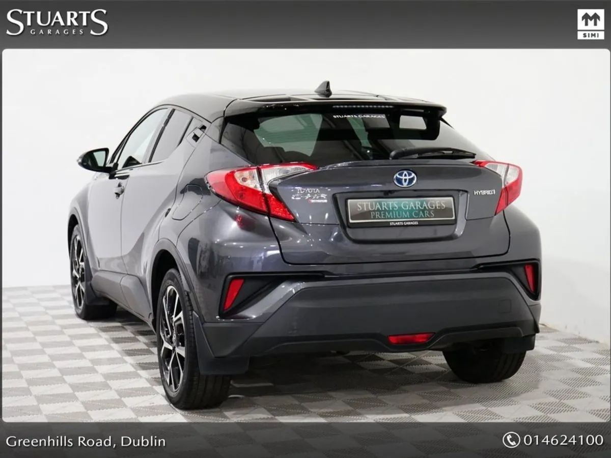 Toyota C-HR Hybrid Luna Sport 4DR Auto - Image 2
