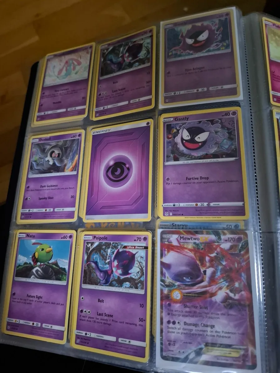 100 Pokemon cards