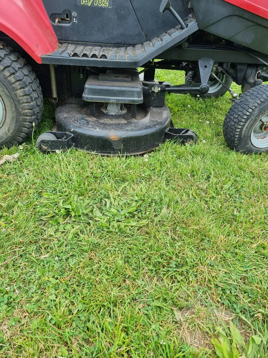Castle garden ride on mower for parts or repair - Image 4
